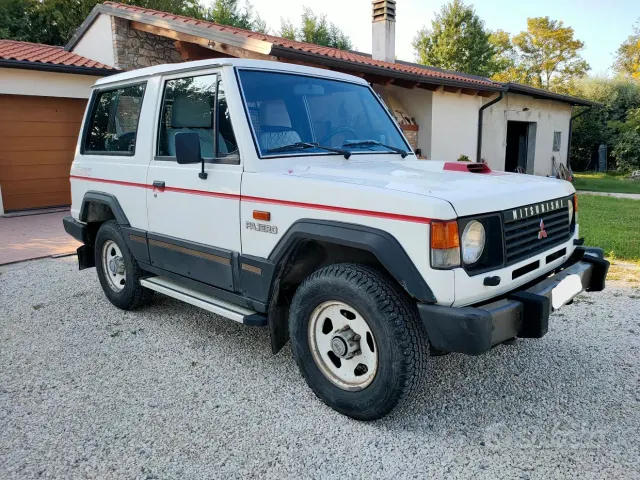 Mitsubishi Pajero ('82-'00)