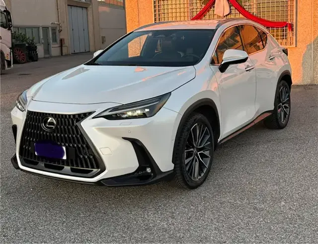 Lexus NX 200t