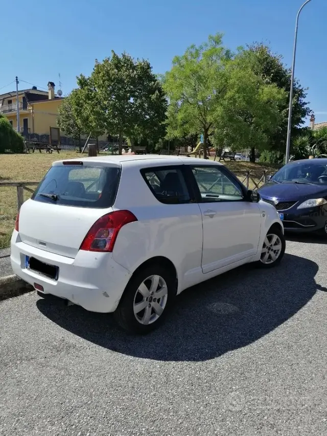 Suzuki Swift (2005-2010)