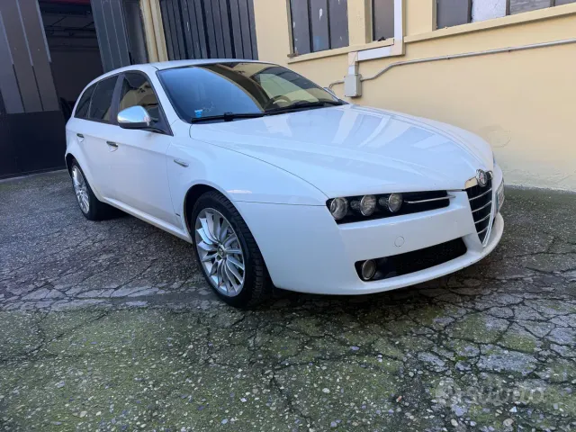 Alfa Romeo 159