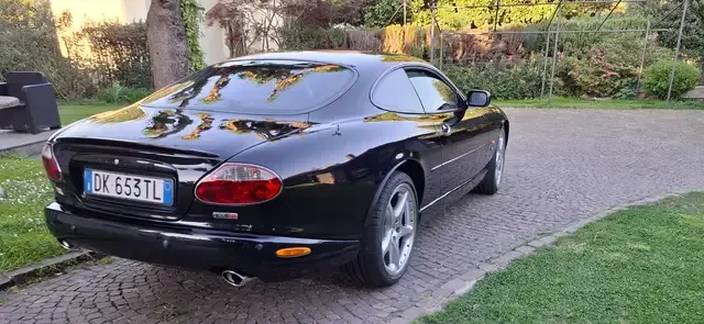 Jaguar XKR