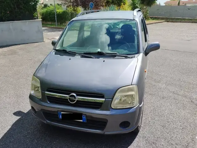 Opel Agila