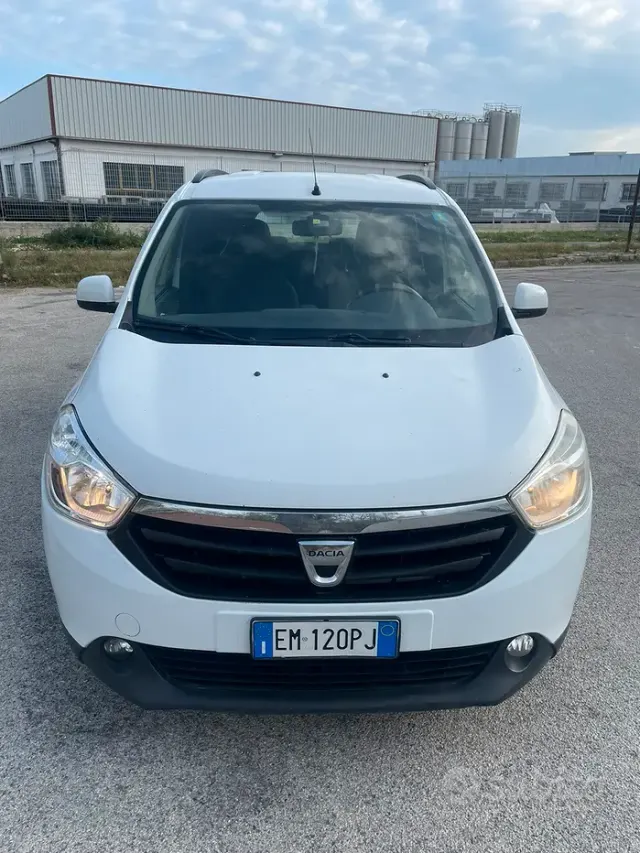 Dacia Lodgy
