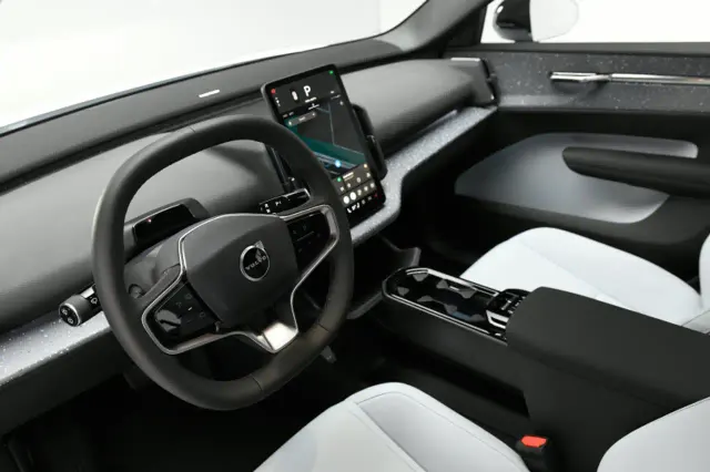 Volvo EX30