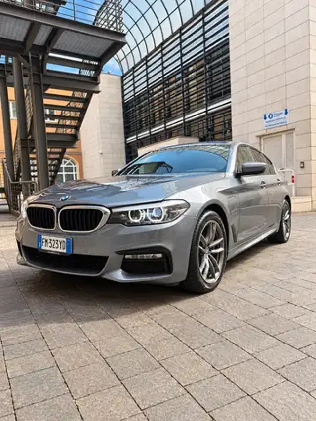 BMW 530