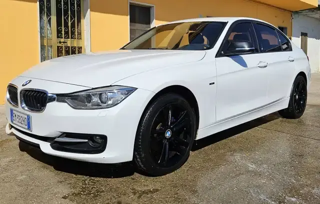BMW 320