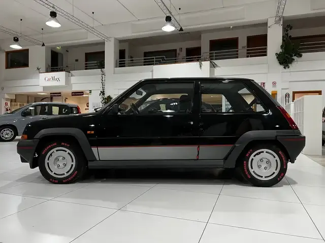 Renault R 5