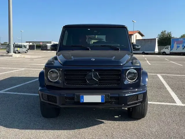 Mercedes-Benz G 400