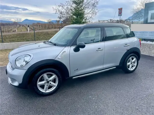 MINI Cooper D Countryman