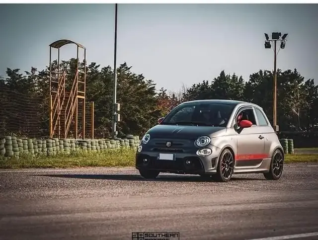 Abarth 595 Competizione