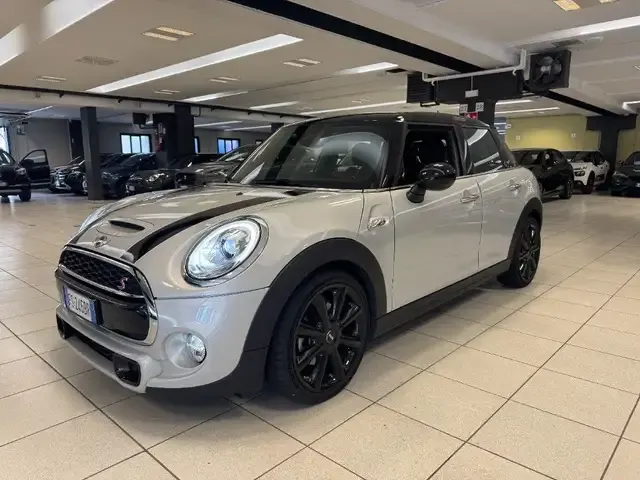 MINI Cooper SD