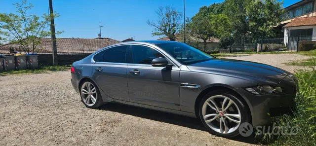 Jaguar XF 2ª serie (X260)