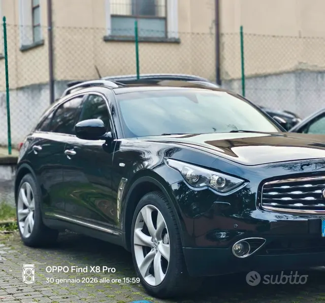 Infiniti FX