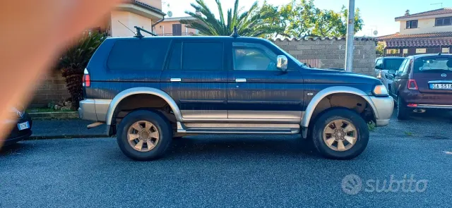 Mitsubishi Pajero Sport