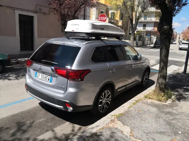 Mitsubishi Outlander 4ª serie