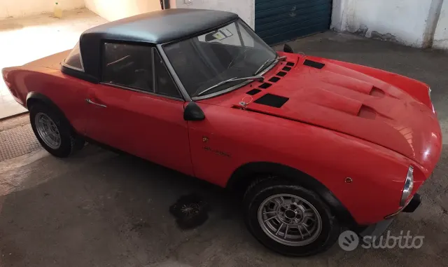 Fiat 124 spider