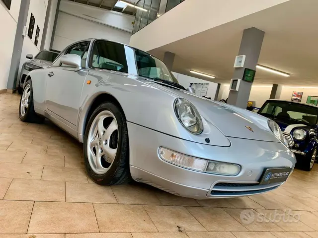 Porsche 911 (993)