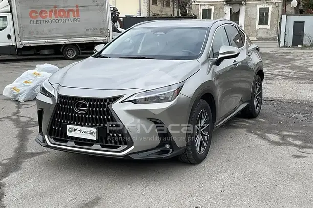 Lexus NX 350h