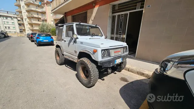 Suzuki Samurai