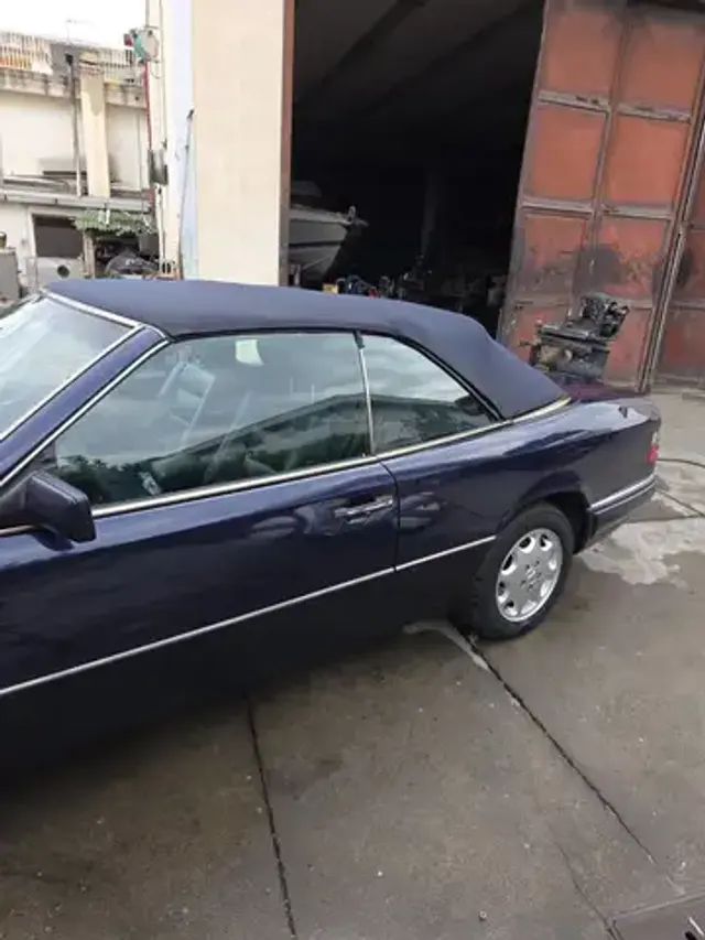 Mercedes-Benz E 200