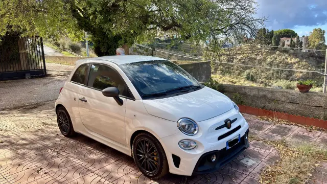 Abarth 695
