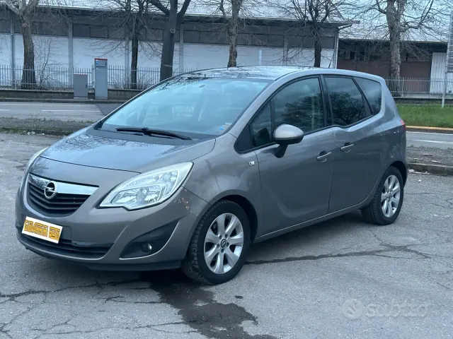 Opel Meriva 2ª serie
