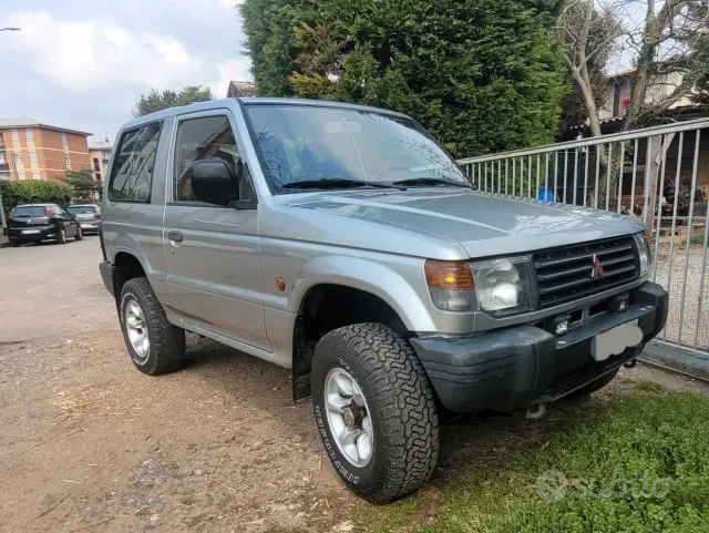 Mitsubishi Pajero ('82-'00)