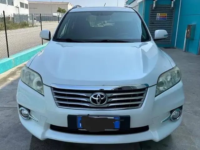Toyota RAV 4