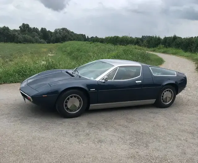 Maserati Bora