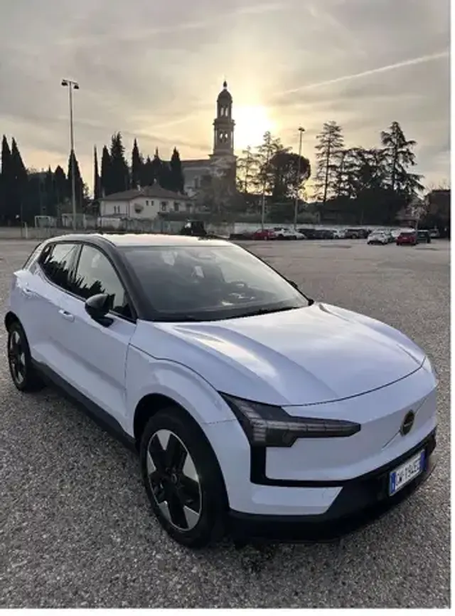 Volvo EX30