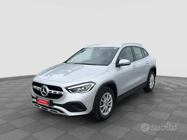 Mercedes-Benz GLA (H247)