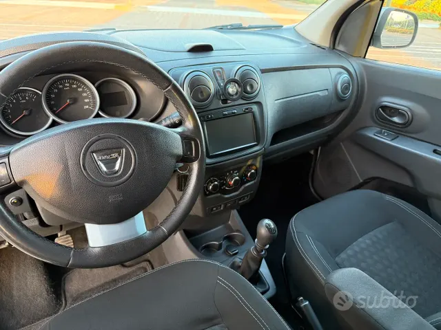 Dacia Lodgy