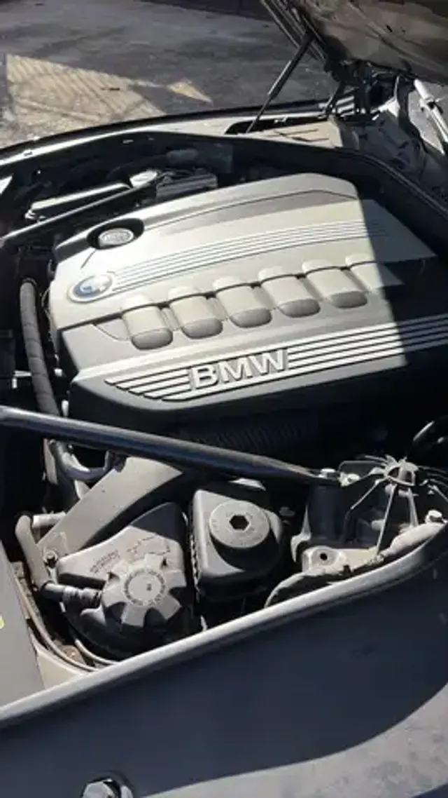 BMW 730