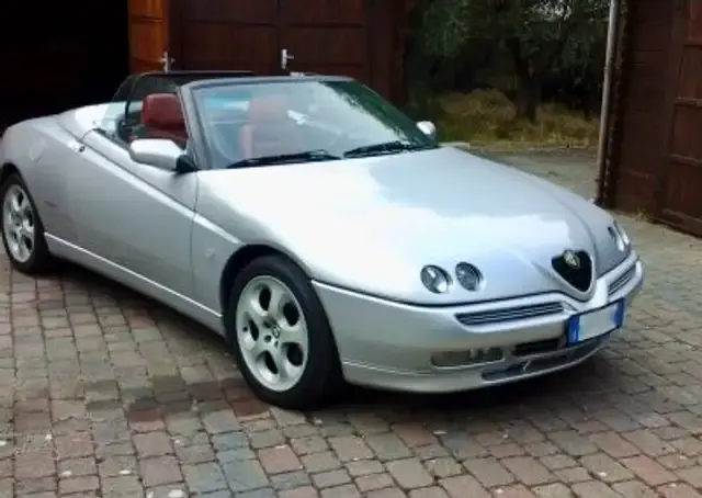 Alfa Romeo Spider