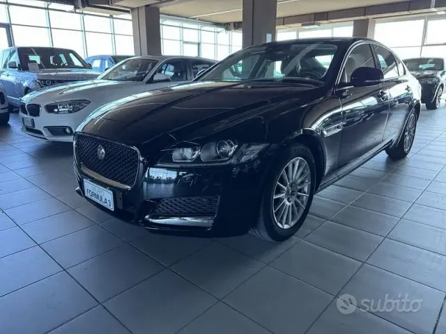 Jaguar XF 2ª serie (X260)