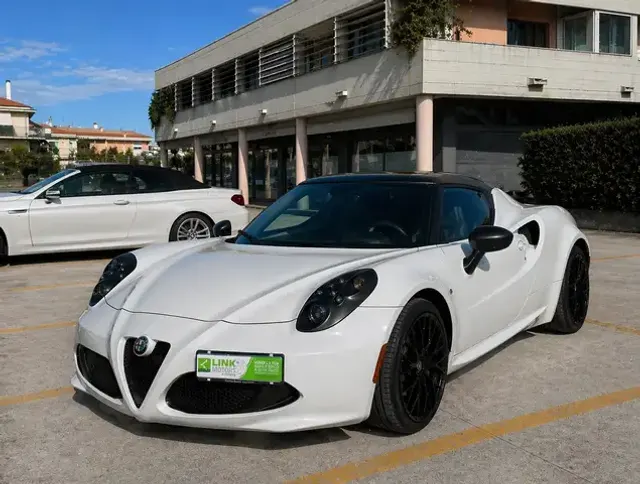 Alfa Romeo 4C