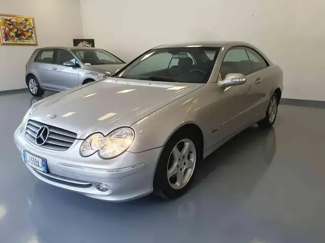 Mercedes-Benz CLK 270