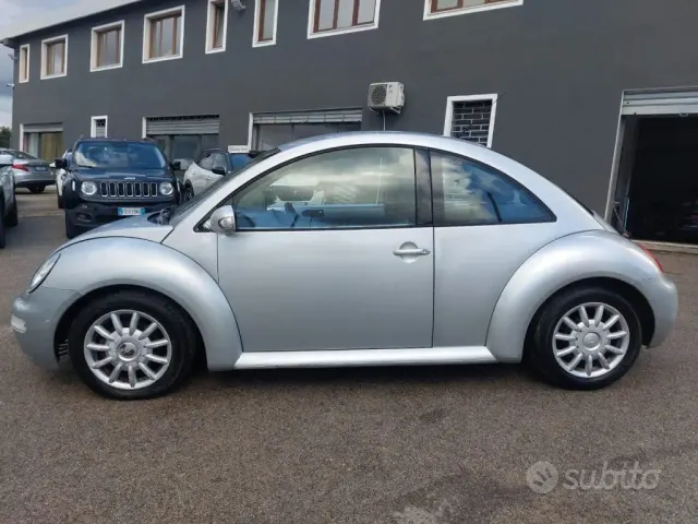 Volkswagen New Beetle