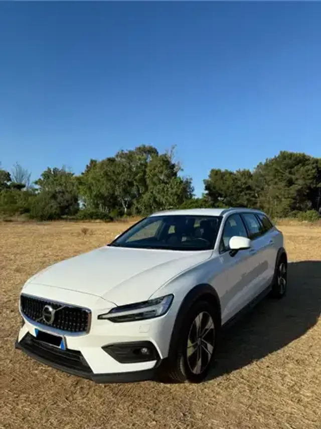Volvo V60 Cross Country