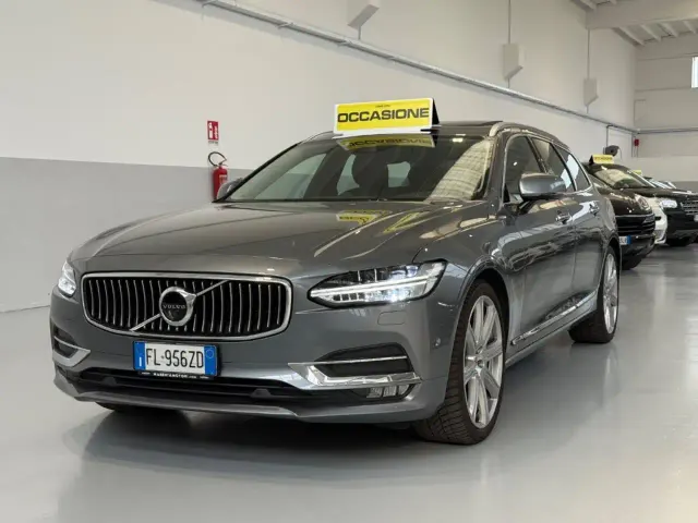 Volvo V90