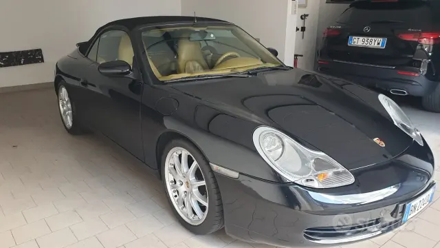 Porsche 911 (996)