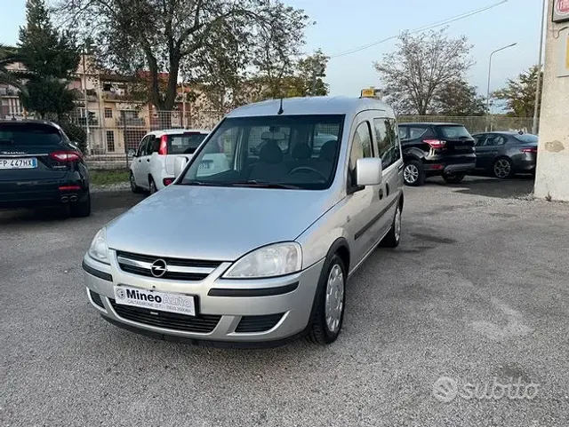 Opel Combo Life