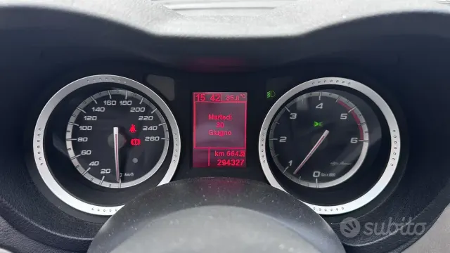 Alfa Romeo 159
