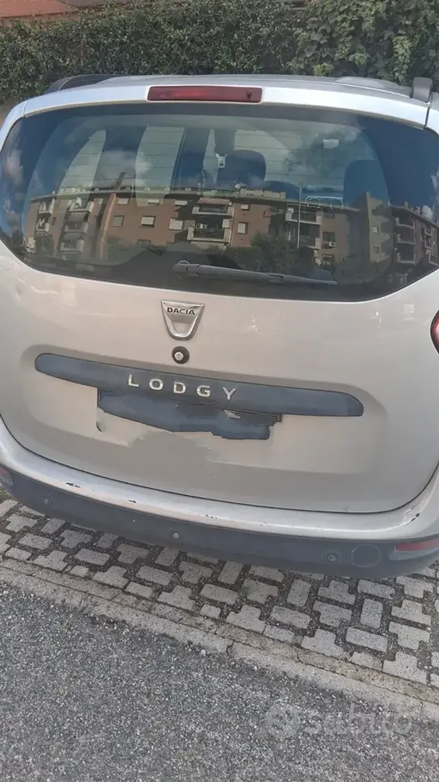 Dacia Lodgy