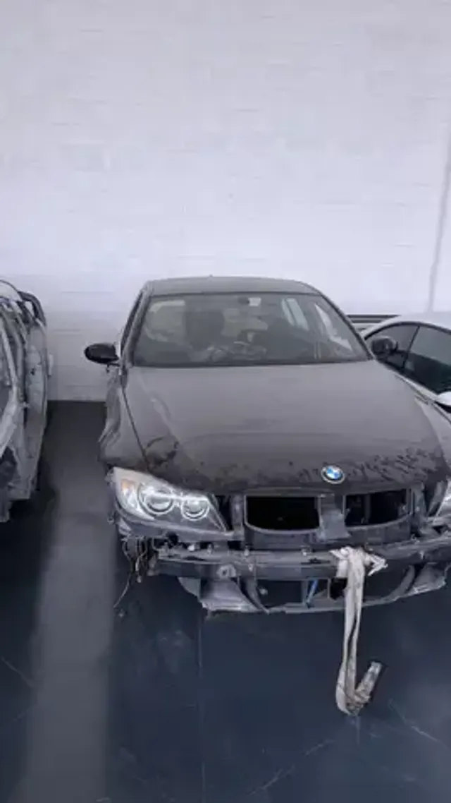 BMW 325