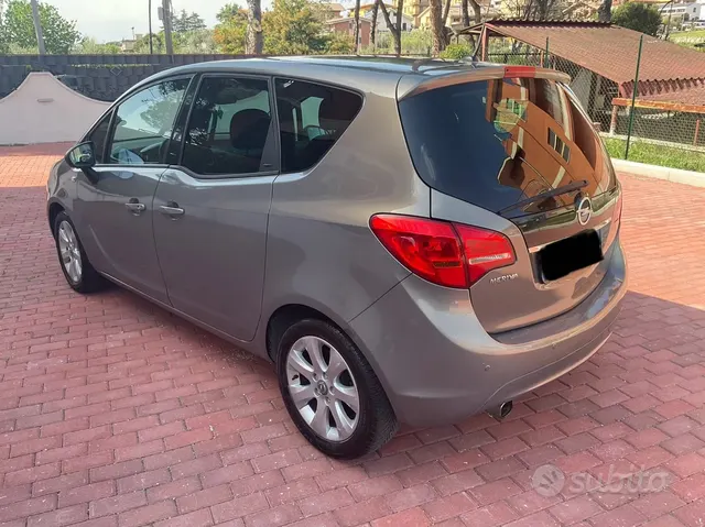 Opel Meriva 2ª serie