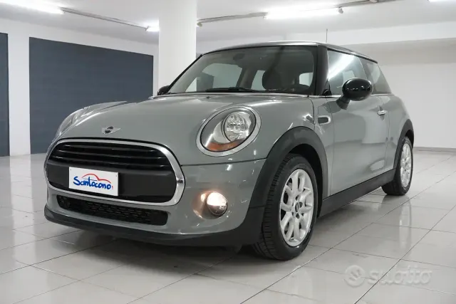 MINI Mini 4ª serie (F56)