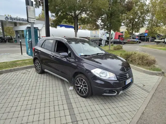 Suzuki SX4 S-Cross