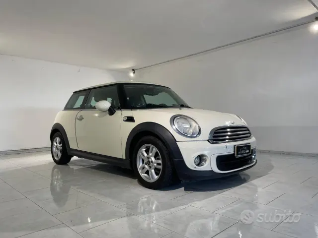MINI Mini 3ª serie (R56)