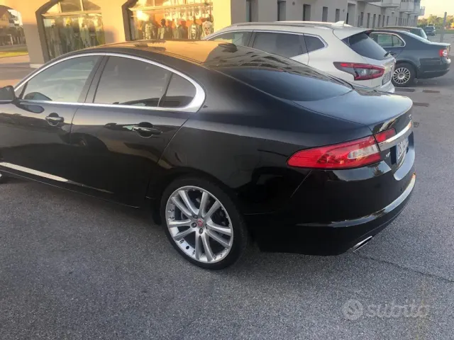 Jaguar XF 1ª serie (X250)